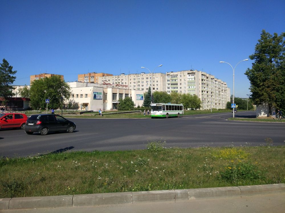 Осенней позднею порою Автобусу в "Союз" добавили два рейса