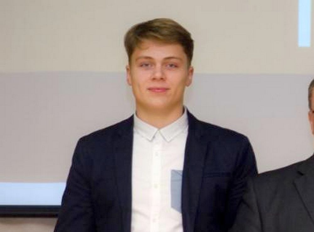 Атлеты, лыжники и их родители