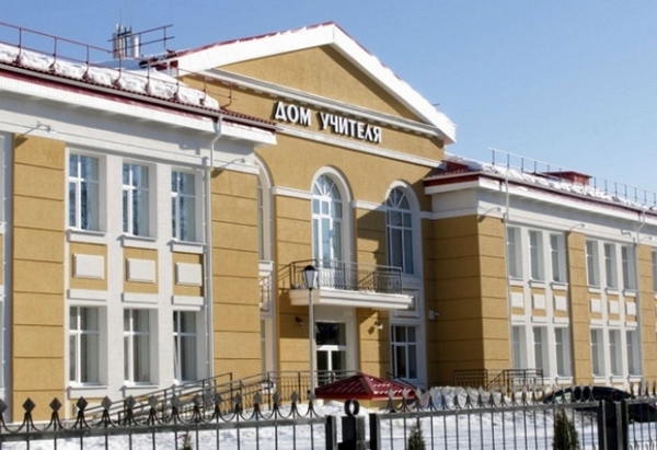 Родителям "статусных" первоклассников Департамент образования проводит собрание