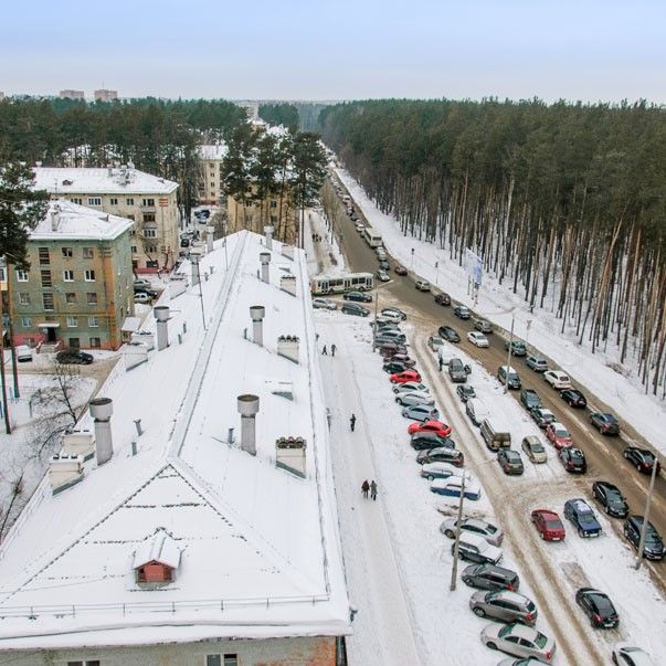 Прочь с дороги Вдоль расширяемой Харитона валят первые деревья