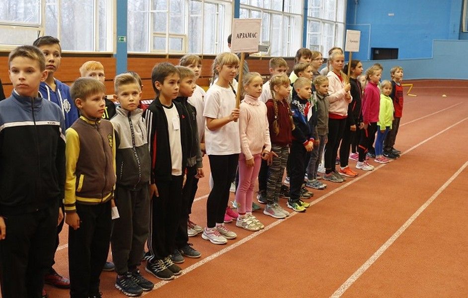 Лучшие в беге Арзамасская легкоатлетка получила особый приз Татьяны Фировой