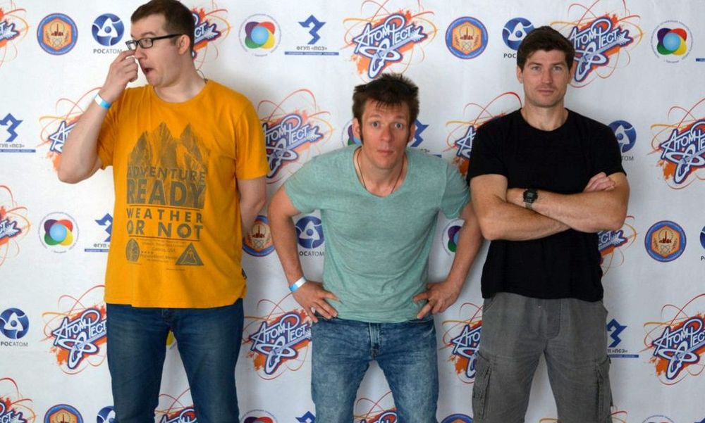 ����� �� �������� ������ �� The Group ������� ����� ��� ����� ������