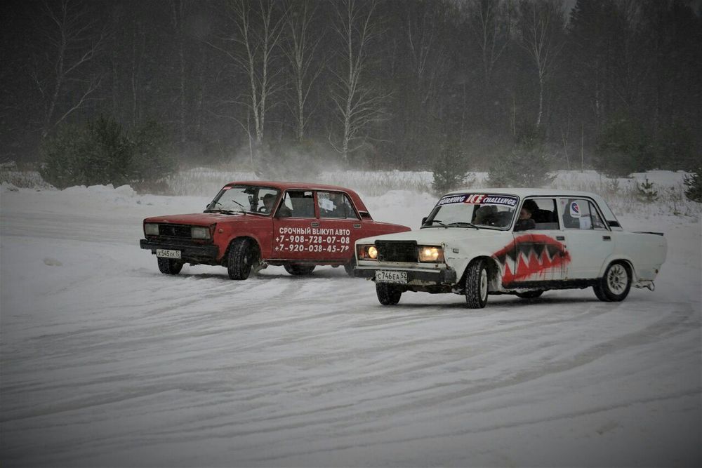 Лидер без сцепления В городском дрифт-клубе устроили экстремальную автопати