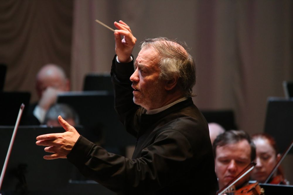 В одно касание Детям расскажут, как завоевать мир с помощью клавиатуры