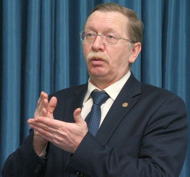 Лазерный потенциал Академик Гаранин награжден почетной грамотой правительства РФ