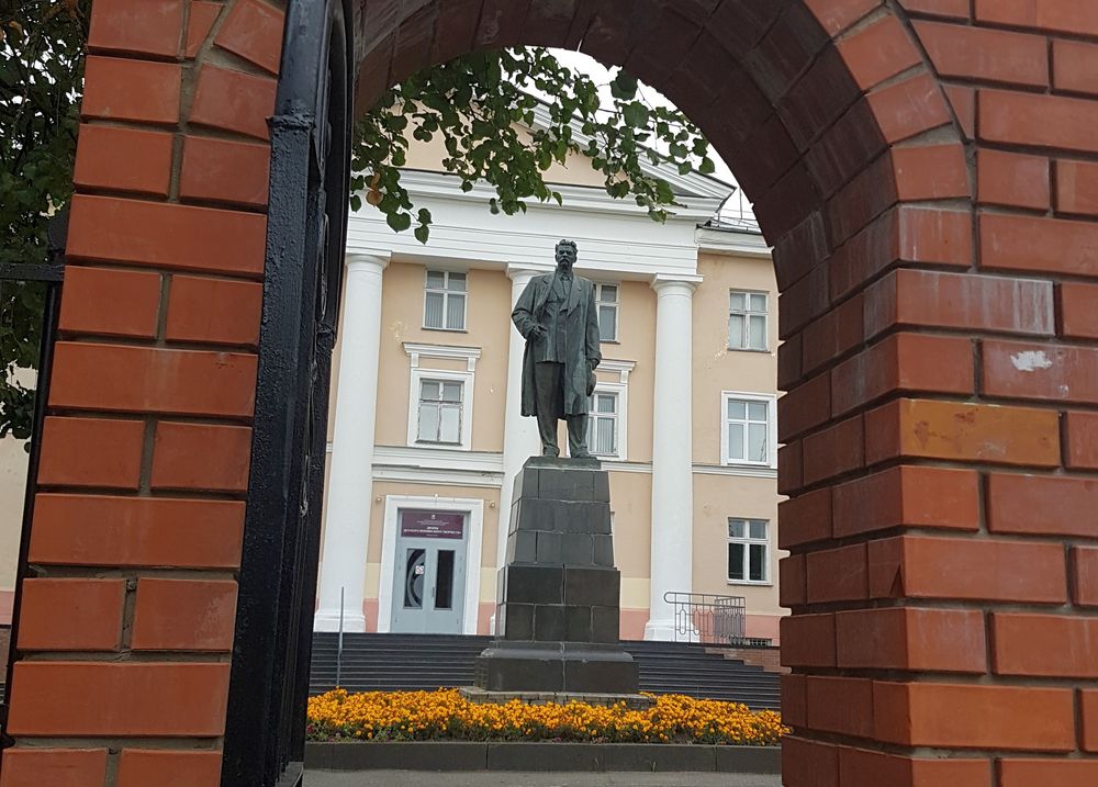 ������ �� ��������� � ������ ��������� ������������� ������� �����