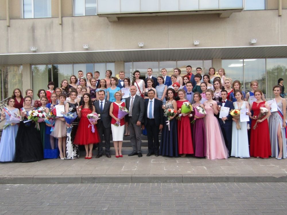 Пожелали успехов Полсотни медалистов получили напутствия от взрослых